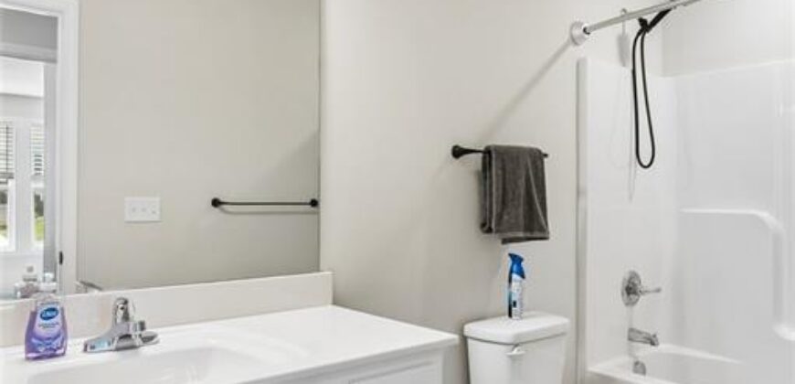 8912 NE 118TH Court, Kansas City, MO 64157