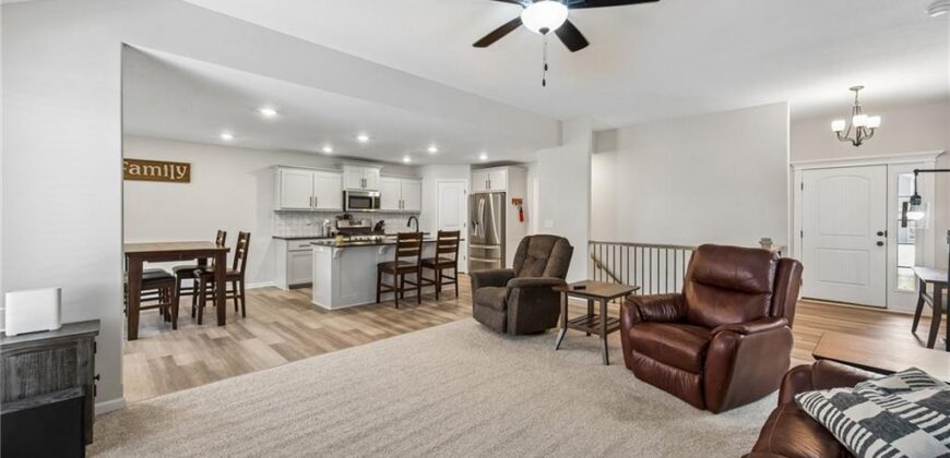 8912 NE 118TH Court, Kansas City, MO 64157