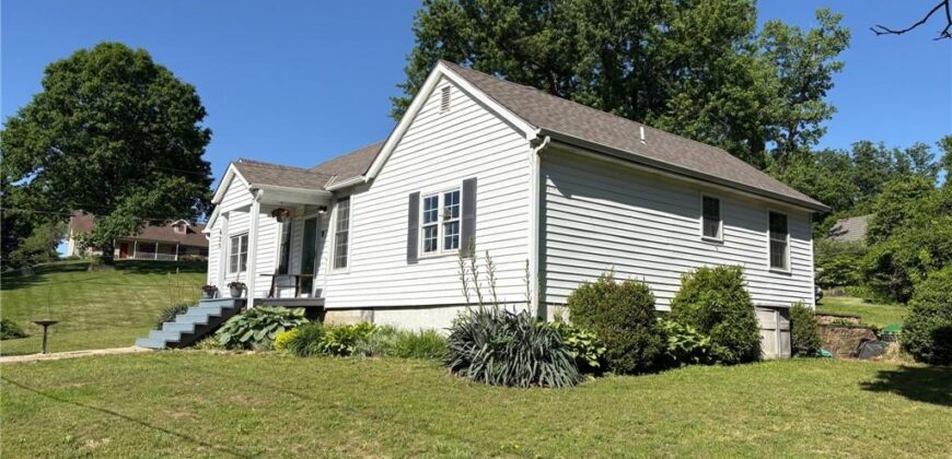 625 Summit Street, Weston, MO 64098