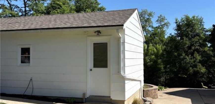 625 Summit Street, Weston, MO 64098