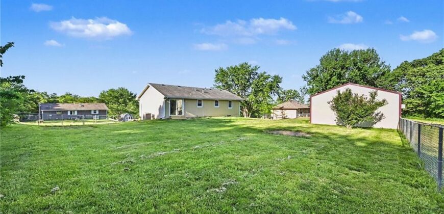 1104 3rd Street, Camden Point, MO 64018