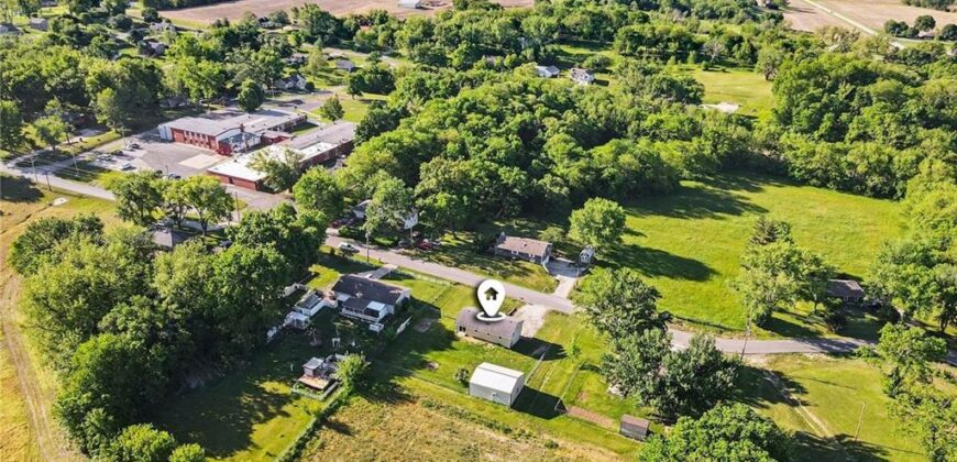1104 3rd Street, Camden Point, MO 64018