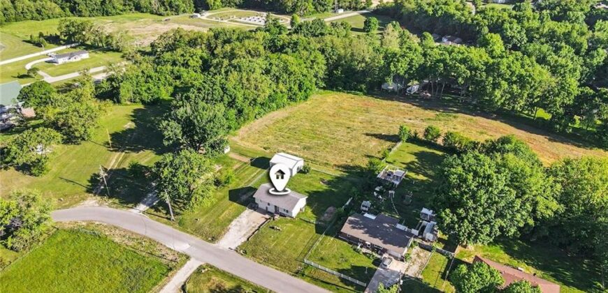 1104 3rd Street, Camden Point, MO 64018