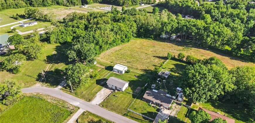 1104 3rd Street, Camden Point, MO 64018