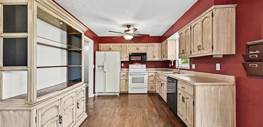 1104 3rd Street, Camden Point, MO 64018