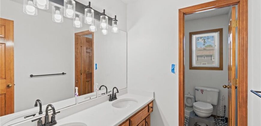 6724 N Quincy Circle, Kansas City, MO 64119