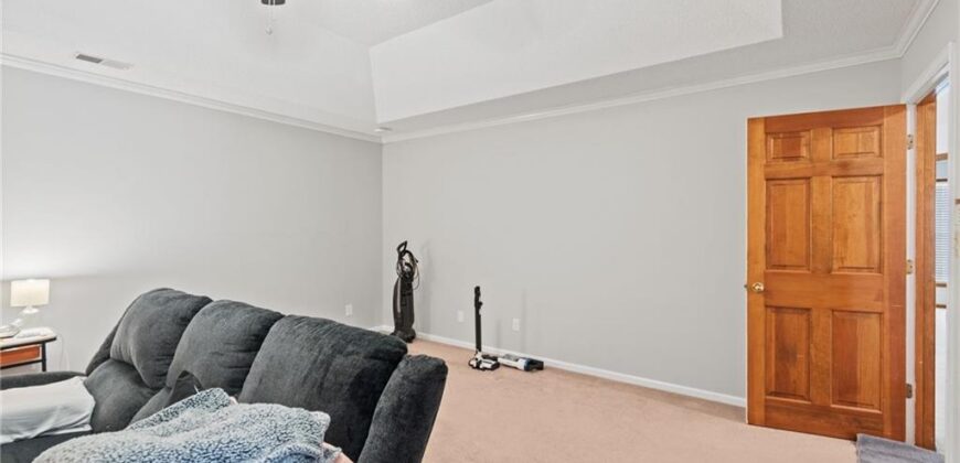 6724 N Quincy Circle, Kansas City, MO 64119