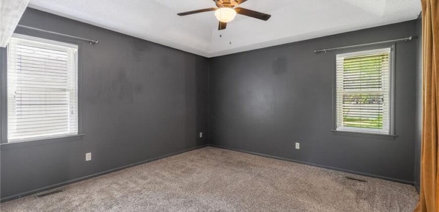 3902 N Colorado Avenue, Kansas City, MO 64117
