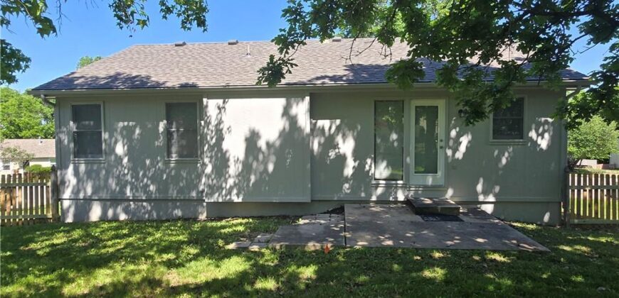 7408 N Lane Avenue, Kansas City, MO 64158