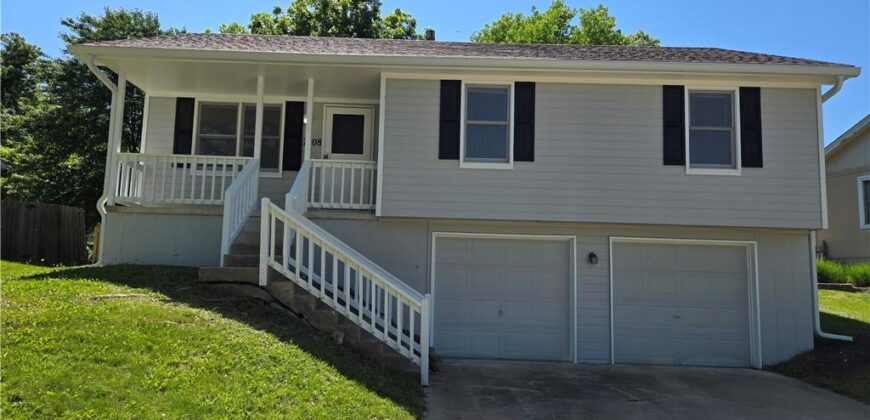 7408 N Lane Avenue, Kansas City, MO 64158