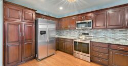 11915 N Holmes Court, Kansas City, MO 64155
