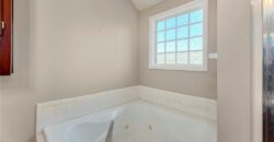11915 N Holmes Court, Kansas City, MO 64155