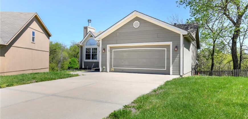 11915 N Holmes Court, Kansas City, MO 64155