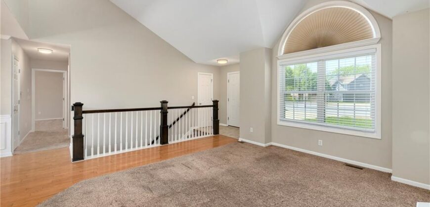 11915 N Holmes Court, Kansas City, MO 64155