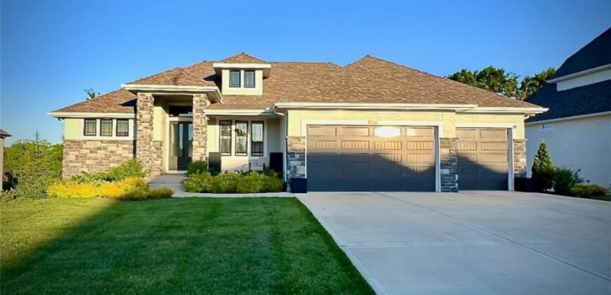 10139 N Kansas Court, Kansas City, MO 64155
