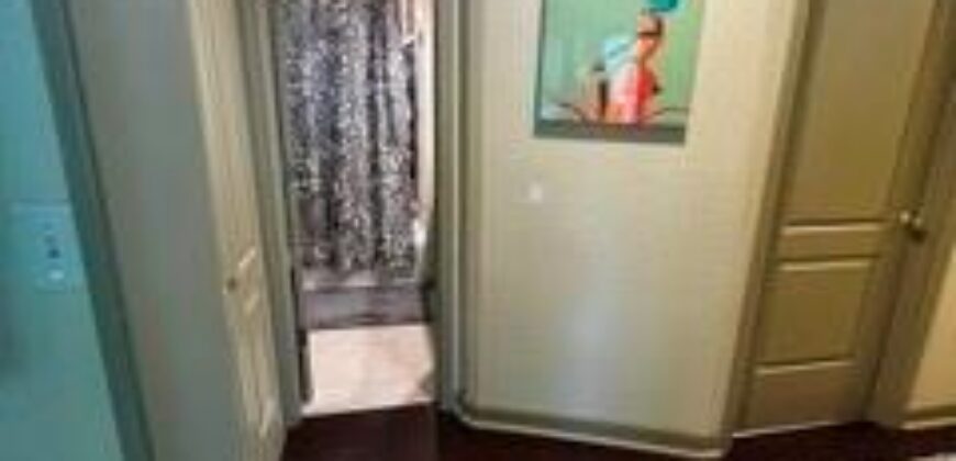 316 NW 82nd Street, Kansas City, MO 64118