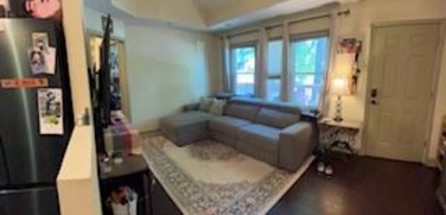 316 NW 82nd Street, Kansas City, MO 64118