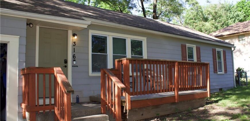 316 NW 82nd Street, Kansas City, MO 64118