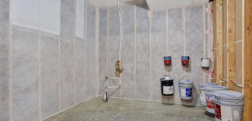 16268 Giorgia Street, Parkville, MO 64152