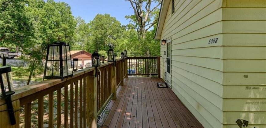 5363 NW Wagon Trail, Houston Lake, MO 64151