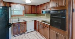 5363 NW Wagon Trail, Houston Lake, MO 64151