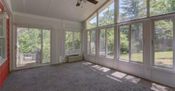 5363 NW Wagon Trail, Houston Lake, MO 64151