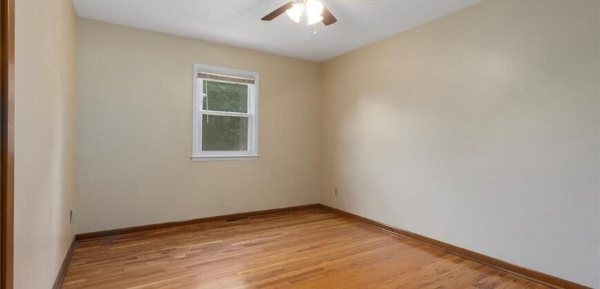 7517 N Central Street, Gladstone, MO 64118
