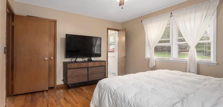 7517 N Central Street, Gladstone, MO 64118