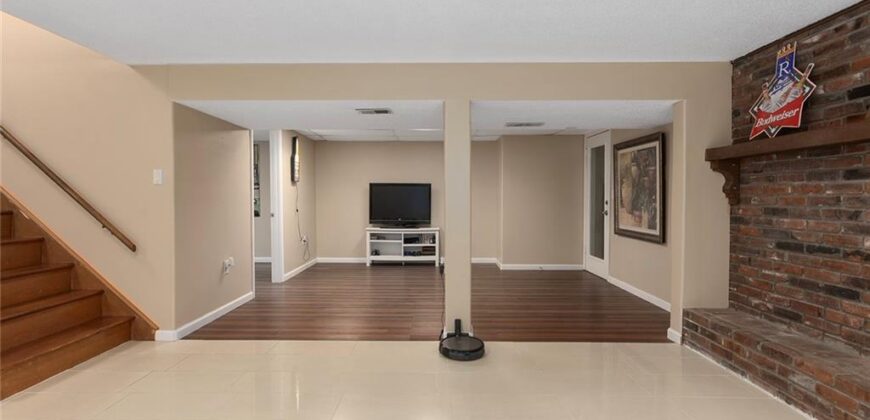 7517 N Central Street, Gladstone, MO 64118
