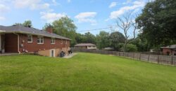 7517 N Central Street, Gladstone, MO 64118