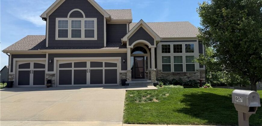 907 N Cottonwood Avenue, Kearney, MO 64060