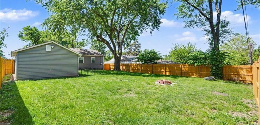 2504 NE 59th Terrace, Kansas City, MO 64118