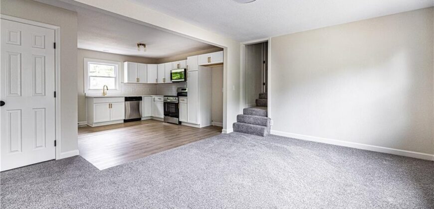 1401 67th Place, Kansas City, MO 64118