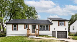1401 67th Place, Kansas City, MO 64118
