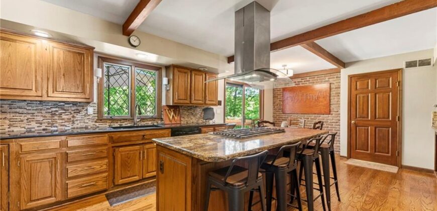 616 NW 42nd Terrace, Kansas City, MO 64116