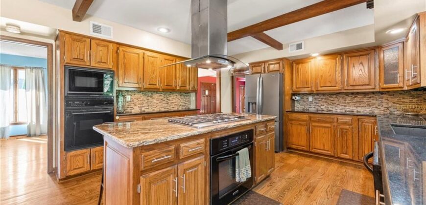 616 NW 42nd Terrace, Kansas City, MO 64116