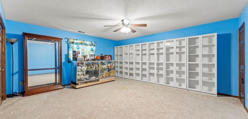 616 NW 42nd Terrace, Kansas City, MO 64116