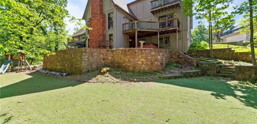 616 NW 42nd Terrace, Kansas City, MO 64116