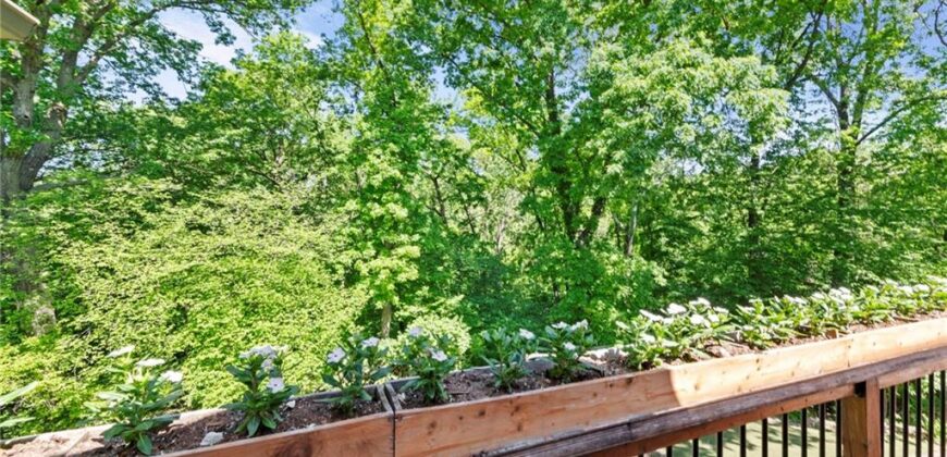 616 NW 42nd Terrace, Kansas City, MO 64116