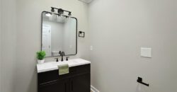 406 E 11th Street, Kearney, MO 64060