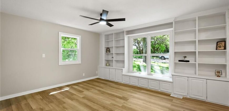 406 E 11th Street, Kearney, MO 64060