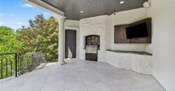 6924 Watson’s Country Lane, Parkville, MO 64152