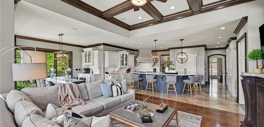 6924 Watson’s Country Lane, Parkville, MO 64152