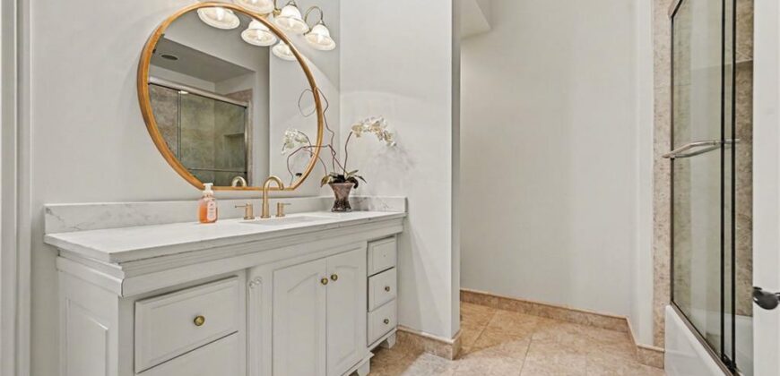 6924 Watson’s Country Lane, Parkville, MO 64152