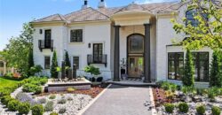 6924 Watson’s Country Lane, Parkville, MO 64152