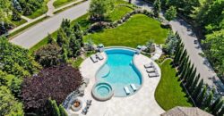 6924 Watson’s Country Lane, Parkville, MO 64152
