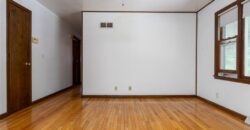 8030 N Main Street, Kansas City, MO 64118