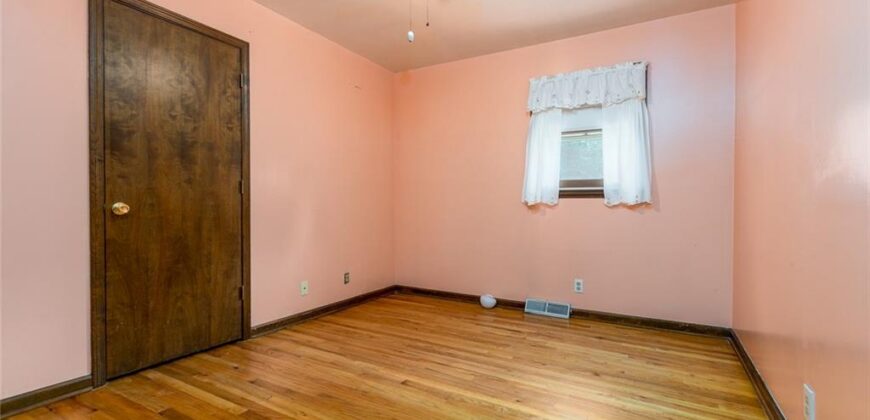 8030 N Main Street, Kansas City, MO 64118