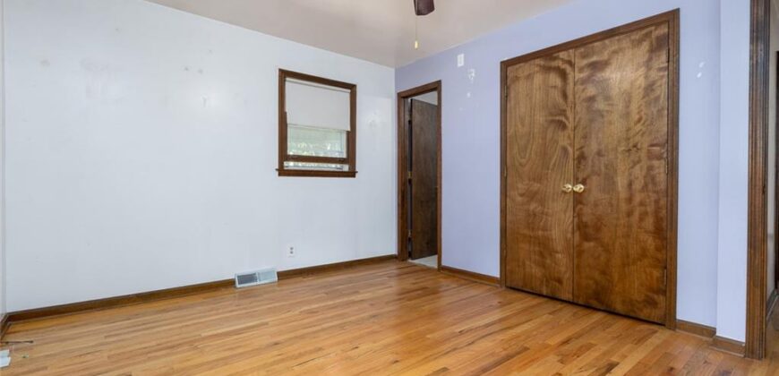 8030 N Main Street, Kansas City, MO 64118