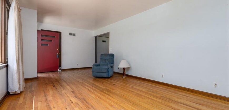 8030 N Main Street, Kansas City, MO 64118